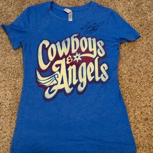 Dustin Lynch signed concert tee